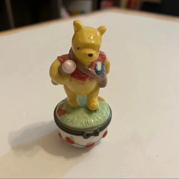 Midwest Cannon Falls Disney Winnie the Pooh School Pencil Trinket Box September - Picture 1 of 8